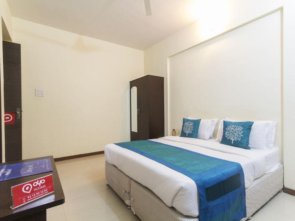 Oyo Apartments Link Road Malad Bagian luar foto